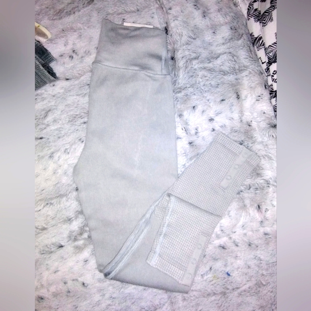 NWT Women's offline layering leggings